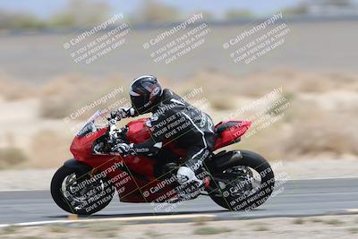 media/May-05-2025-Moto Forza (Mon) [[3c1838c5e5]]/2-B Group/Session 3 (Panning Test Turn 14 Inside)/
